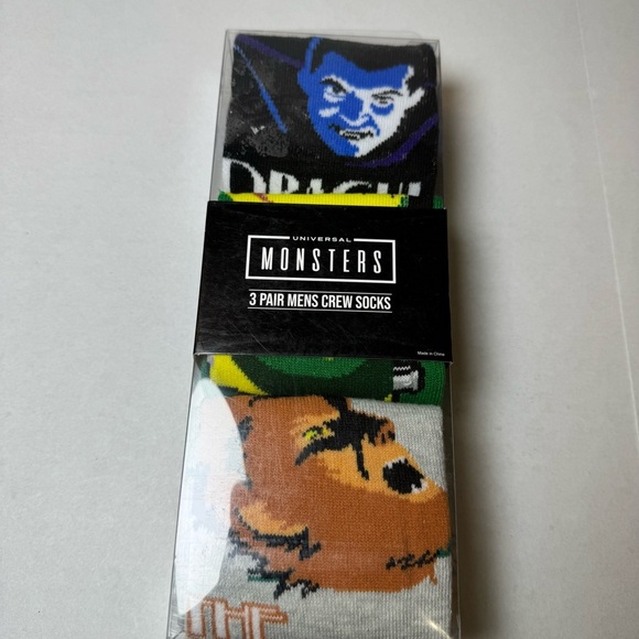 Universal Monsters Men's Crew Socks, 3-Pack - Picture 7 of 8